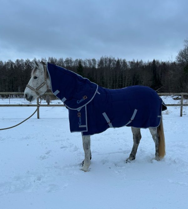 EquoIQ stalltäcke 200 gr med hals