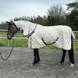 EquoIQ Fly päällinen irrotettavalla kaulalla